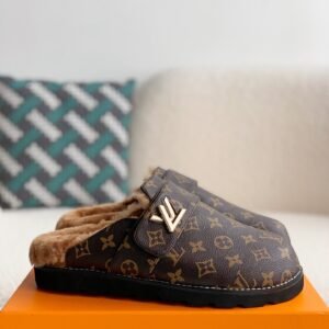 [#854」 Louis Vuitton Easy Sandals