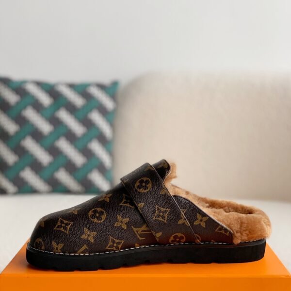 20231128042050170115965005568 20231128042050170115965005568