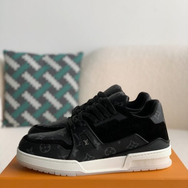 20231207063712170194543262020