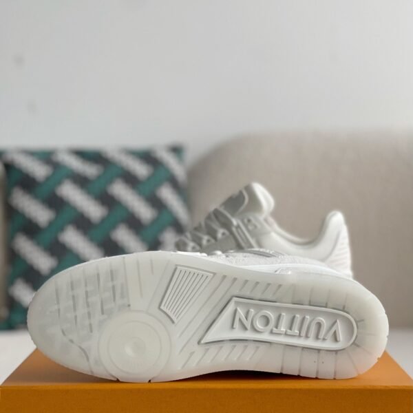 20240408032520171256112053893 20240408032520171256112053893