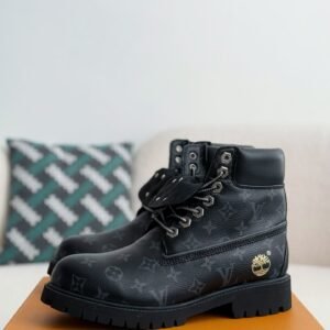 [#2432| louis vuitton & timberland Black boots/Martin boots/boots